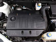 2011款 1.3L 手动豪华型