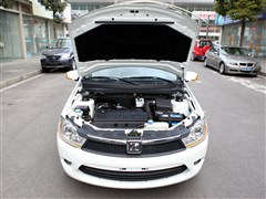 2011款 1.3L 手动豪华型