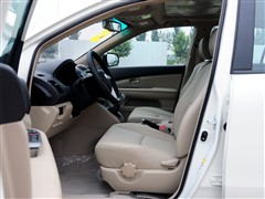 2011款 2.0L 手动尊贵型