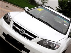 2011款 2.0L 手动尊贵型