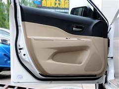 2012款 1.6L MT时尚型