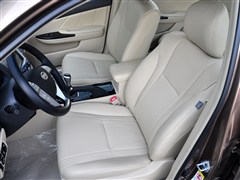 2013款 2.0L 手动尊贵型