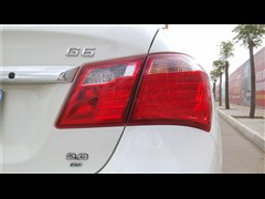 2013款 2.0L 手动尊贵型