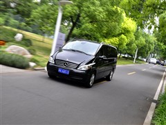 2010款 2.5L 尊贵版