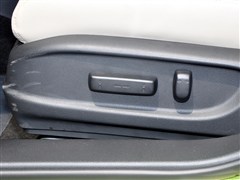 2013款 1.8L CVT豪华版 6座