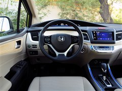 2013款 1.8L CVT豪华版 5座