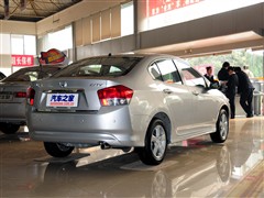 2011款 1.5L 自动精英品致版