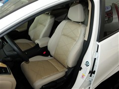 2013款 1.8L 自动舒适版 5座