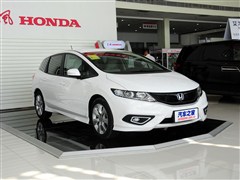 2013款 1.8L 自动舒适版 5座