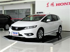 2013款 1.8L 自动舒适版 5座