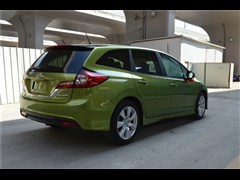 2013款 1.8L 自动舒适版 5座