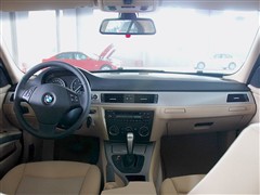 2008款 320i 进取型