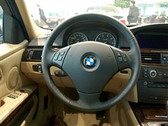 2009款 320i 豪华型