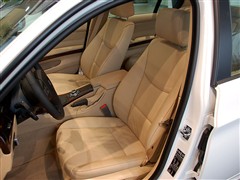 2009款 320i 豪华型