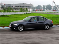 2010款 320i 时尚型