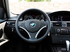 2011款 325i 豪华型