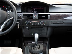 2011款 325i 豪华型