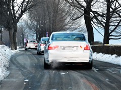 2011款 325i 豪华型