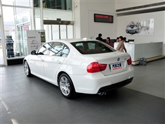 2011款 325i M 运动型