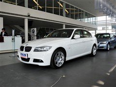 2011款 325i M 运动型