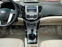 2012款 1.5L 手动豪华型