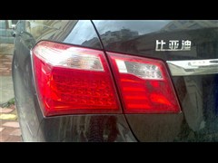 2012款 2.0L 手动尊贵型