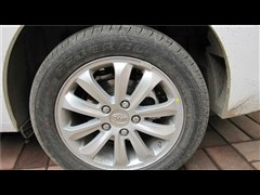 2013款 1.5L 手动尊贵型