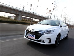2014款 1.5T 旗舰型