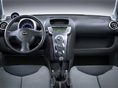 2009款 爱国版 1.0L 旗舰型