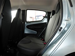 2011款 尚酷版 1.0L 铉酷型