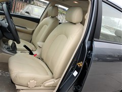 2012款 1.5L 手动豪华型