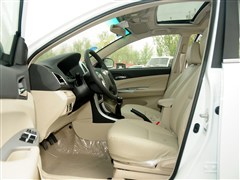 2014款 1.5L 手动尊贵型
