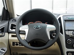 2014款 1.5L 手动尊贵型