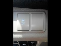 2014款 1.5L 自动豪华型