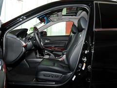 2011款 3.5L 尊贵版