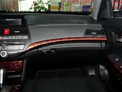 2011款 3.5L 尊贵版