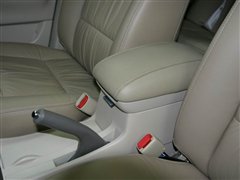 2005款 1.6L 舒适型