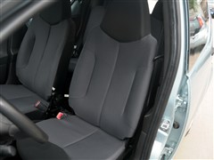 2013款 1.0L AMT 铉酷型