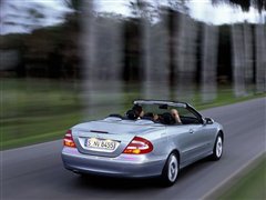 2004款 CLK 240 敞蓬版