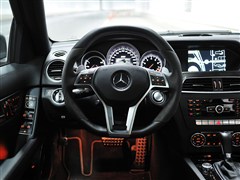 2012款 C 63 AMG 高性能版