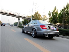 2012款 C 63 AMG 高性能版