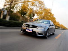 2012款 C 63 AMG 高性能版