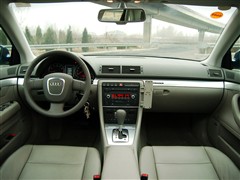 2006款 3.0L quattro 旗舰型