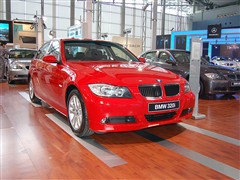 2005款 320i 时尚型银内饰