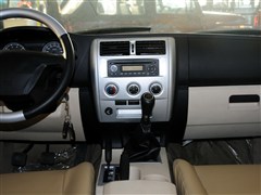 2011款 2.2L 四驱豪华型