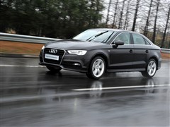 2014款 Limousine 40 TFSI S line豪华型