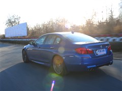 2012款 M5