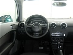 2012款 1.4 TFSI Urban