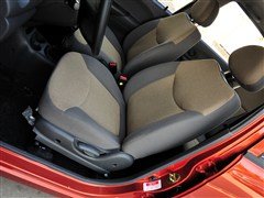 2012款 1.0L 手动P-TEC优越型