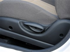 2012款 改款 1.0L 手动P-TEC标准型